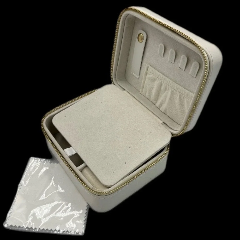 PAVOI Jewelry Case Women Cream Travel Square Zip Faux Leather Organizer